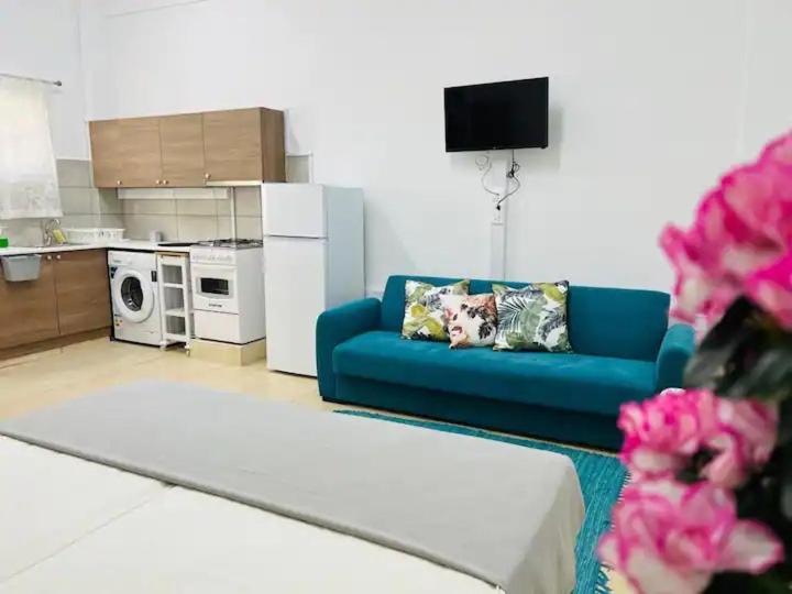 Cozy And Traditional - Ec Studios Larnaca Bagian luar foto